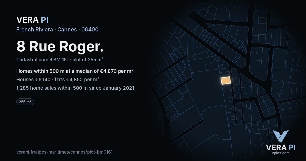 8 Rue Roger, Cannes at night – the plot lit, the parcels around coloured by the prices near them