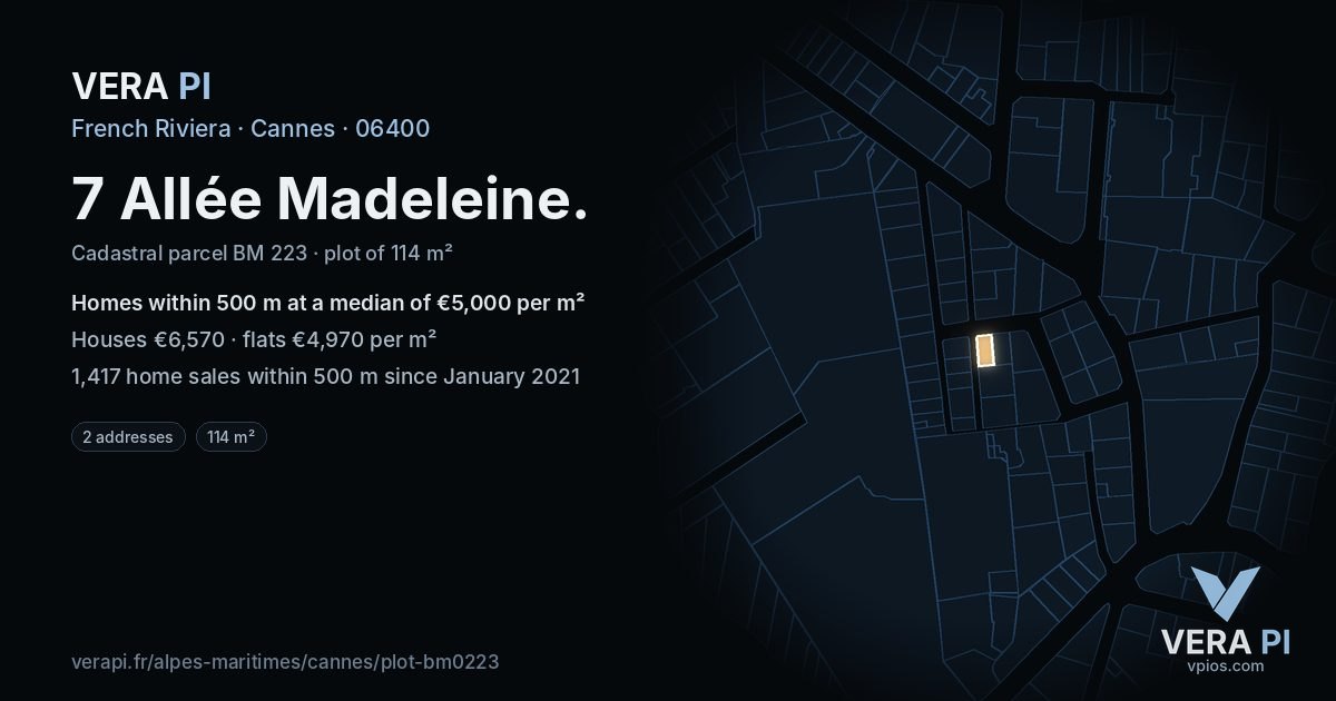 7 Allée Madeleine, Cannes at night – the plot lit, the parcels around coloured by the prices near them