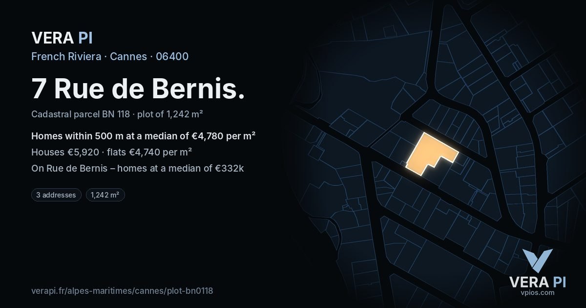 7 Rue de Bernis, Cannes at night – the plot lit, the parcels around coloured by the prices near them
