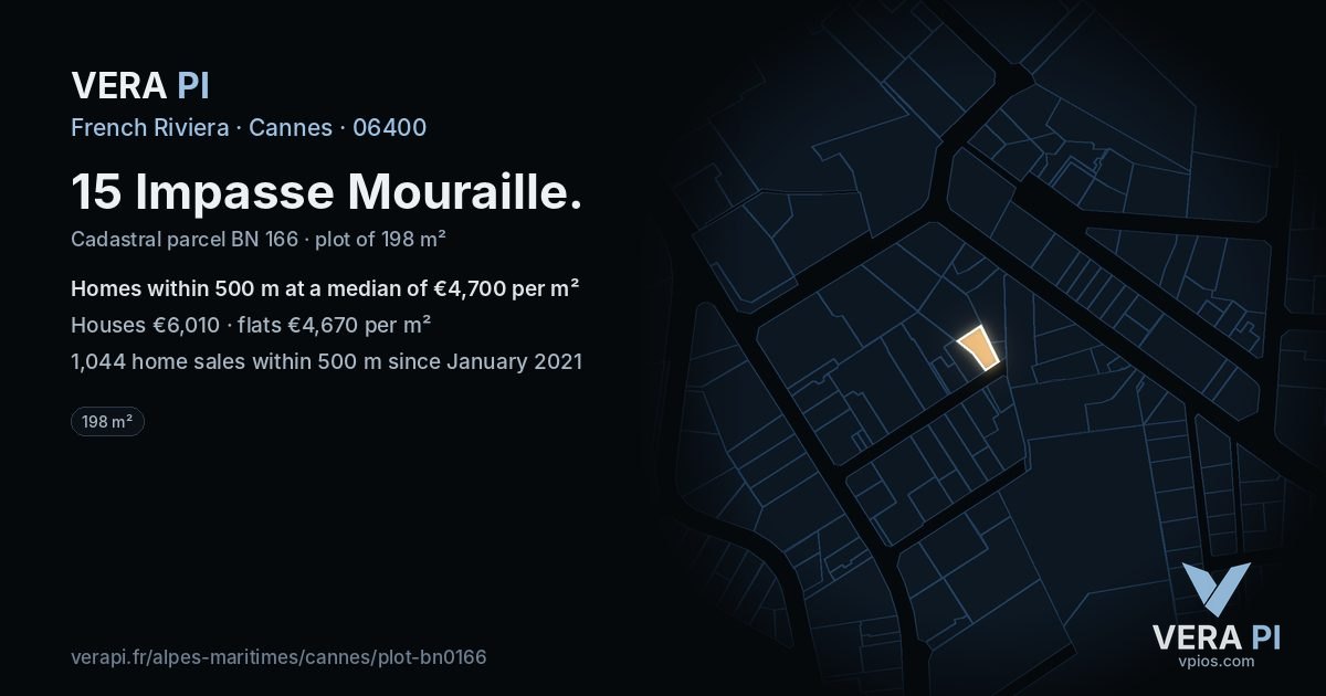 15 Impasse Mouraille, Cannes at night – the plot lit, the parcels around coloured by the prices near them
