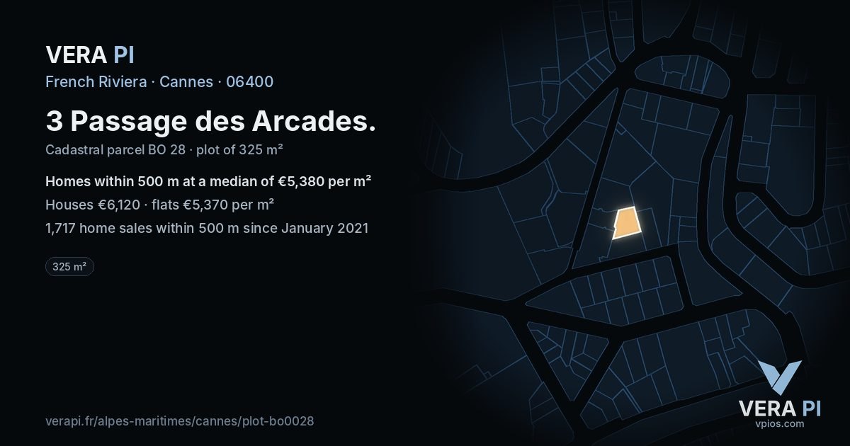 3 Passage des Arcades, Cannes at night – the plot lit, the parcels around coloured by the prices near them