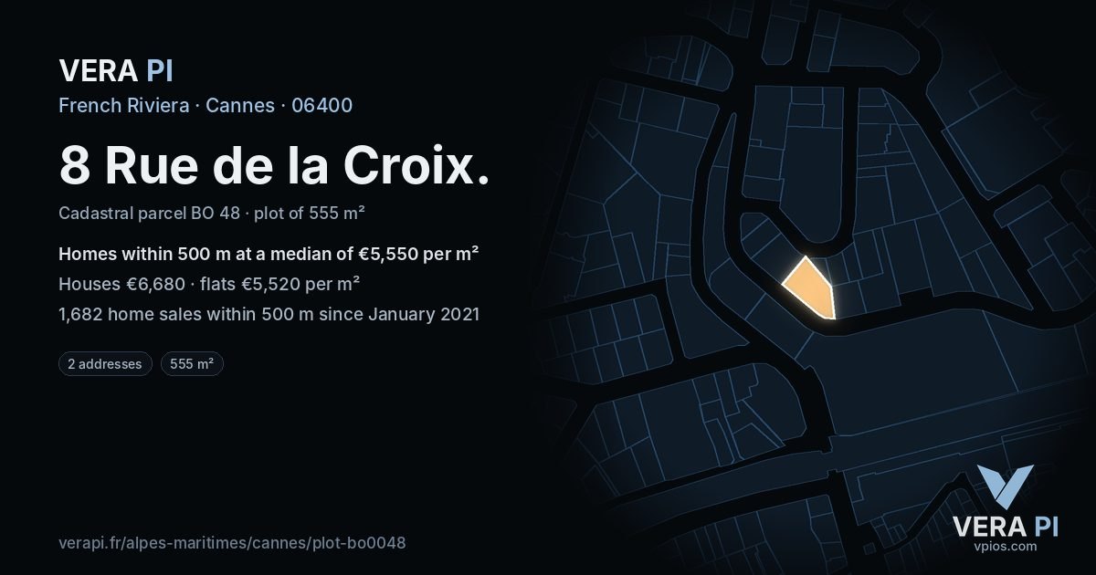 8 Rue de la Croix, Cannes at night – the plot lit, the parcels around coloured by the prices near them