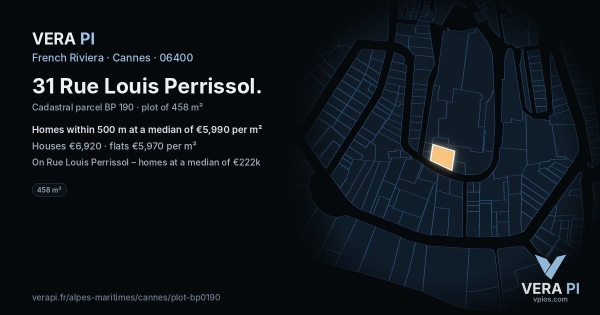 31 Rue Louis Perrissol, Cannes at night – the plot lit, the parcels around coloured by the prices near them