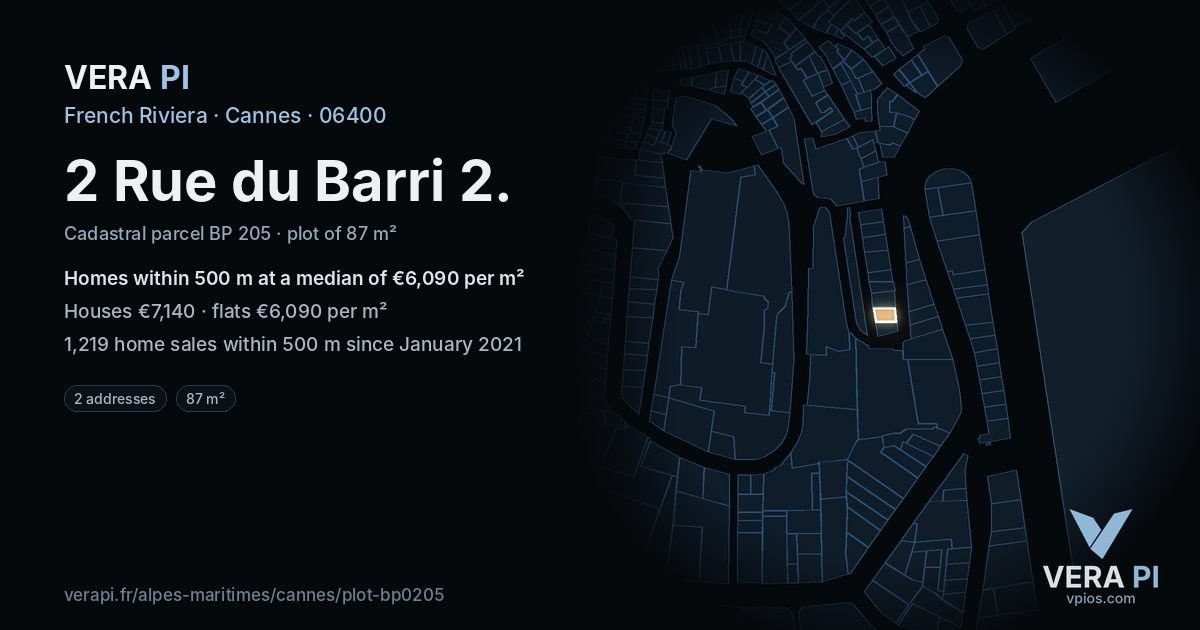 2 Rue du Barri 2, Cannes at night – the plot lit, the parcels around coloured by the prices near them