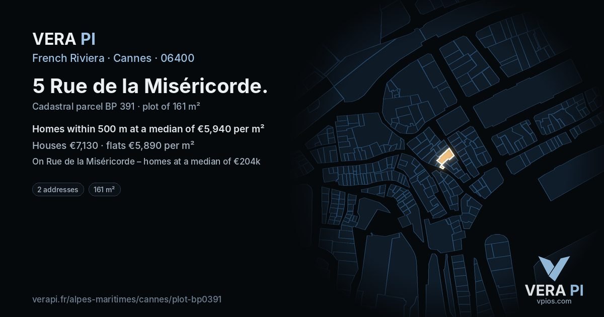 5 Rue de la Miséricorde, Cannes at night – the plot lit, the parcels around coloured by the prices near them