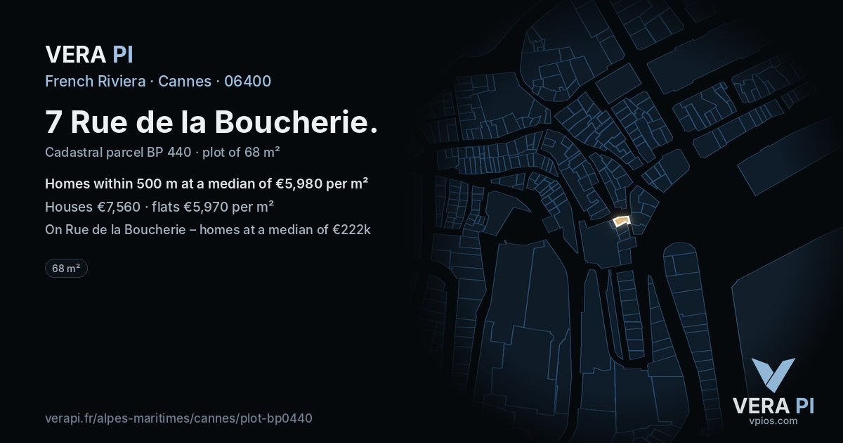 7 Rue de la Boucherie, Cannes at night – the plot lit, the parcels around coloured by the prices near them