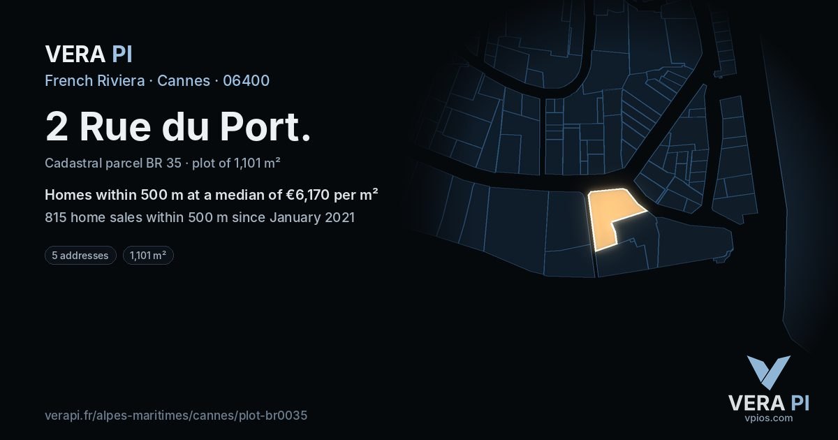 2 Rue du Port, Cannes at night – the plot lit, the parcels around coloured by the prices near them