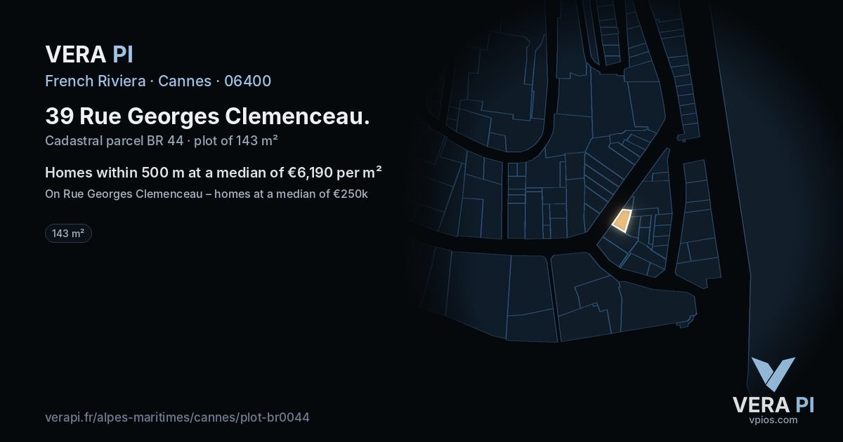 39 Rue Georges Clemenceau, Cannes at night – the plot lit, the parcels around coloured by the prices near them