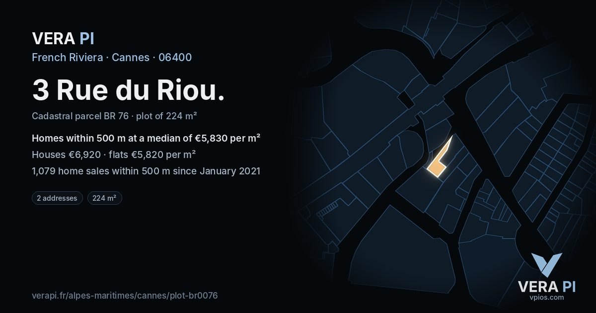 3 Rue du Riou, Cannes at night – the plot lit, the parcels around coloured by the prices near them
