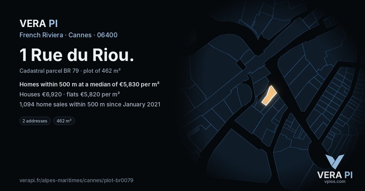 1 Rue du Riou, Cannes at night – the plot lit, the parcels around coloured by the prices near them
