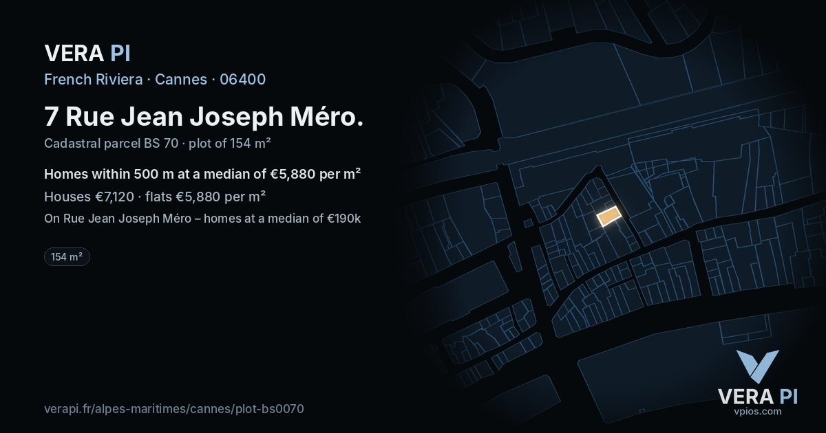7 Rue Jean Joseph Méro, Cannes at night – the plot lit, the parcels around coloured by the prices near them