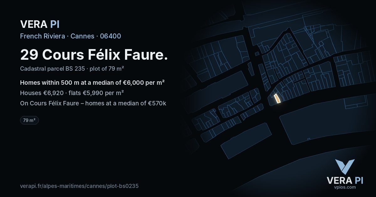 29 Cours Félix Faure, Cannes at night – the plot lit, the parcels around coloured by the prices near them