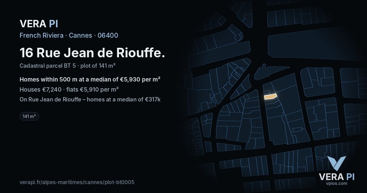 16 Rue Jean de Riouffe, Cannes at night – the plot lit, the parcels around coloured by the prices near them