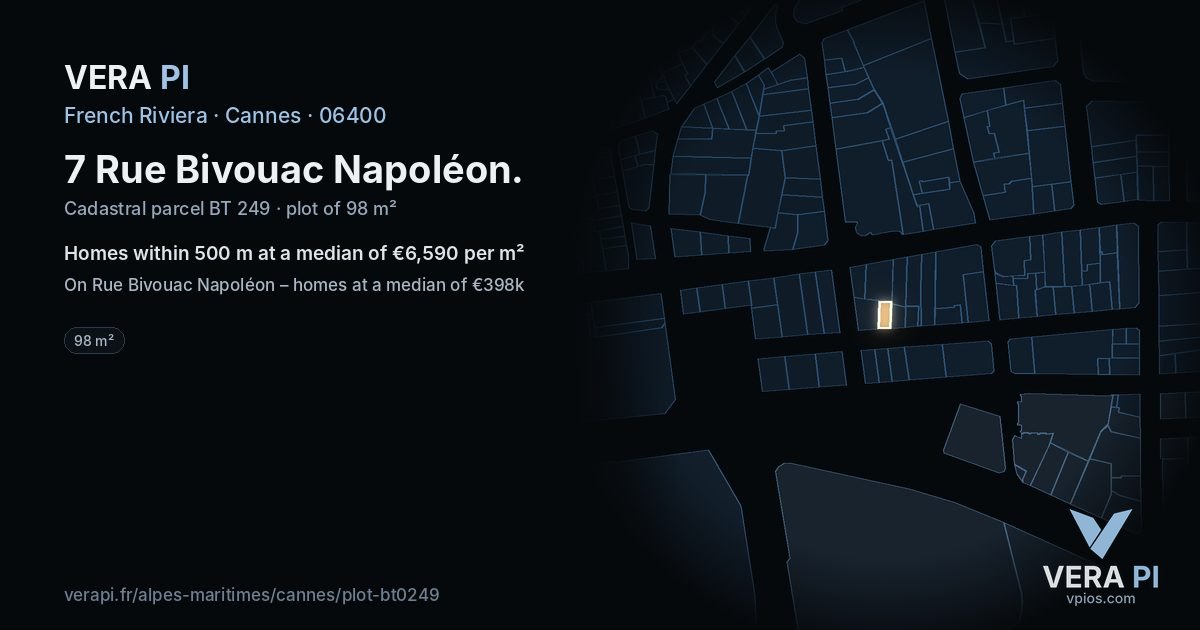 7 Rue Bivouac Napoléon, Cannes at night – the plot lit, the parcels around coloured by the prices near them