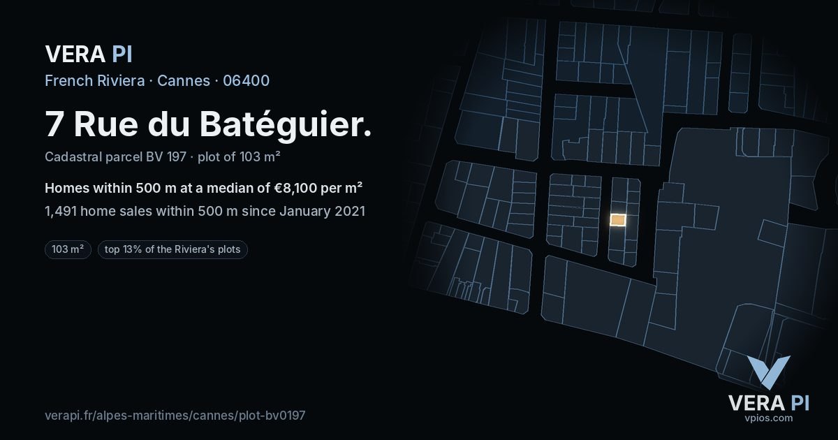 7 Rue du Batéguier, Cannes at night – the plot lit, the parcels around coloured by the prices near them