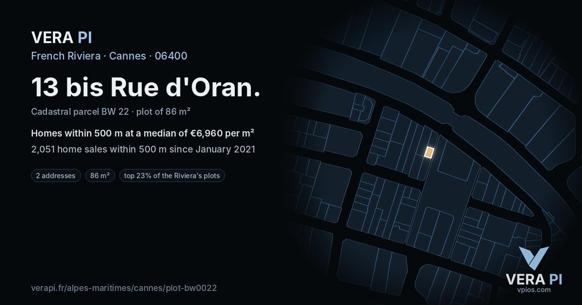 13 bis Rue d'Oran, Cannes at night – the plot lit, the parcels around coloured by the prices near them