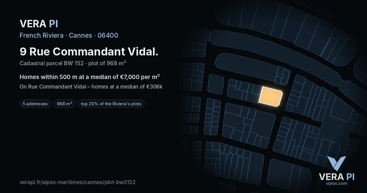 9 Rue Commandant Vidal, Cannes at night – the plot lit, the parcels around coloured by the prices near them