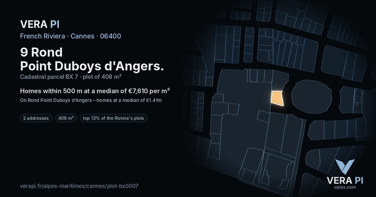 9 Rond Point Duboys d'Angers, Cannes at night – the plot lit, the parcels around coloured by the prices near them