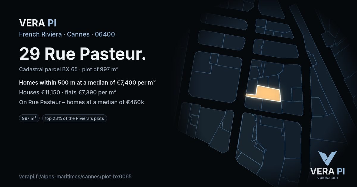 29 Rue Pasteur, Cannes at night – the plot lit, the parcels around coloured by the prices near them