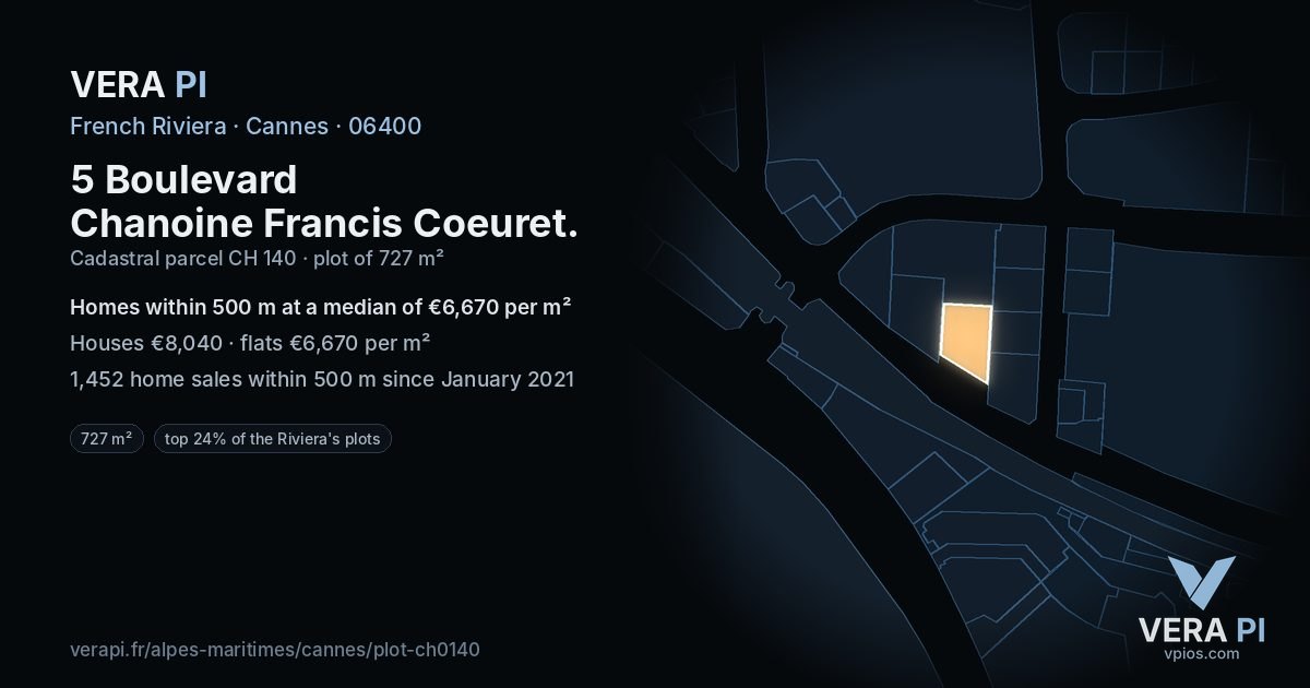 5 Boulevard Chanoine Francis Coeuret, Cannes at night – the plot lit, the parcels around coloured by the prices near them