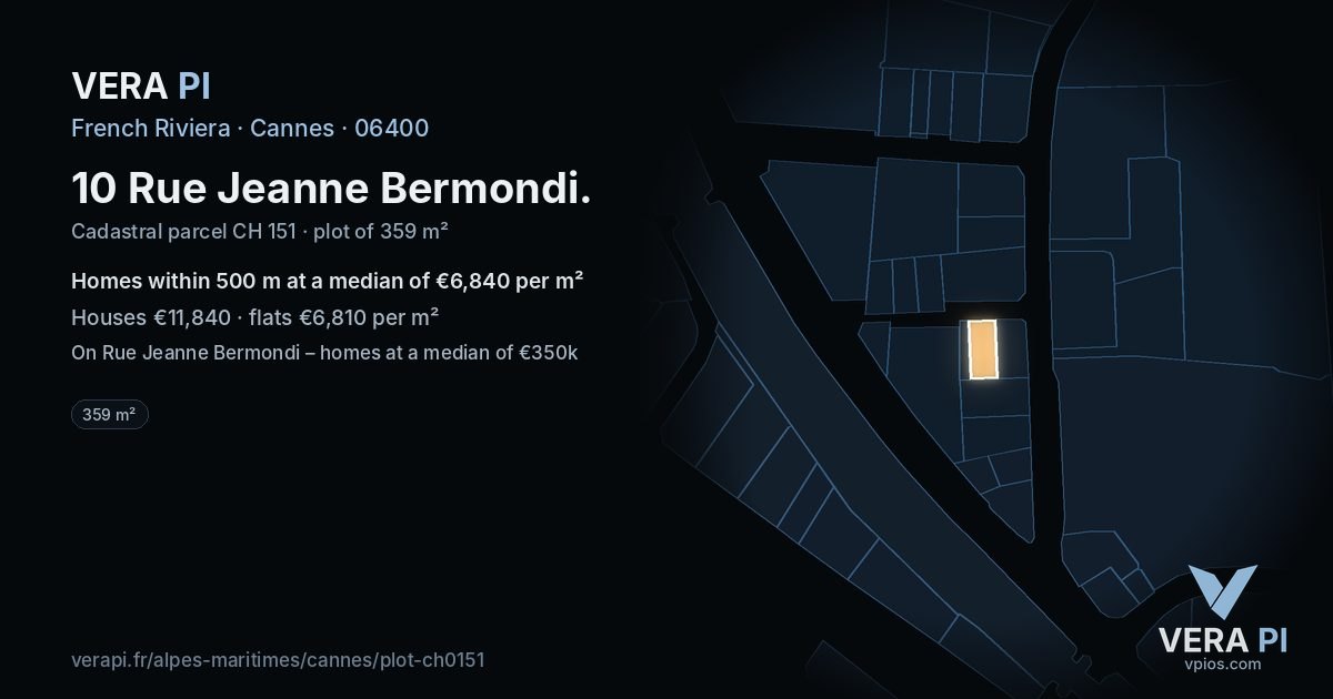 10 Rue Jeanne Bermondi, Cannes at night – the plot lit, the parcels around coloured by the prices near them