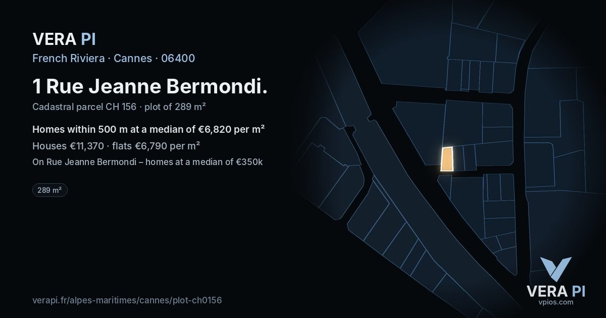 1 Rue Jeanne Bermondi, Cannes at night – the plot lit, the parcels around coloured by the prices near them