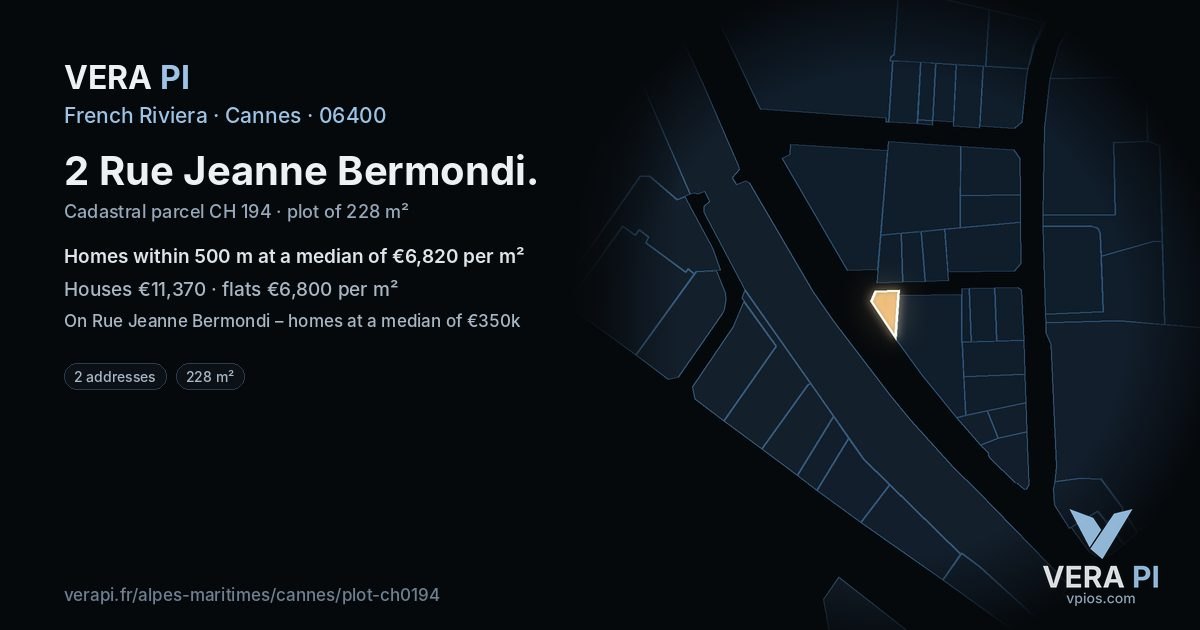 2 Rue Jeanne Bermondi, Cannes at night – the plot lit, the parcels around coloured by the prices near them