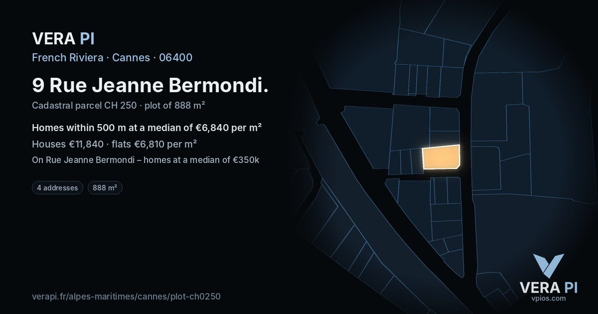 9 Rue Jeanne Bermondi, Cannes at night – the plot lit, the parcels around coloured by the prices near them
