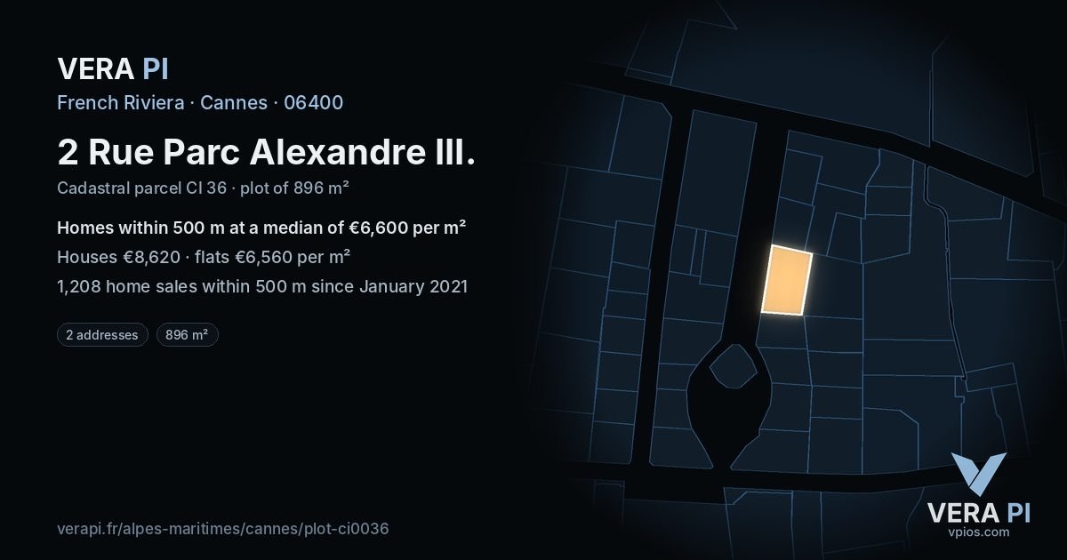 2 Rue Parc Alexandre III, Cannes at night – the plot lit, the parcels around coloured by the prices near them