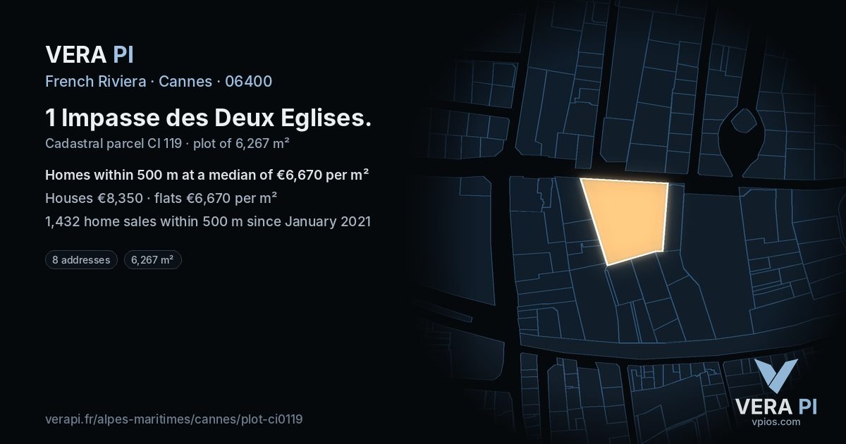 1 Impasse des Deux Eglises, Cannes at night – the plot lit, the parcels around coloured by the prices near them