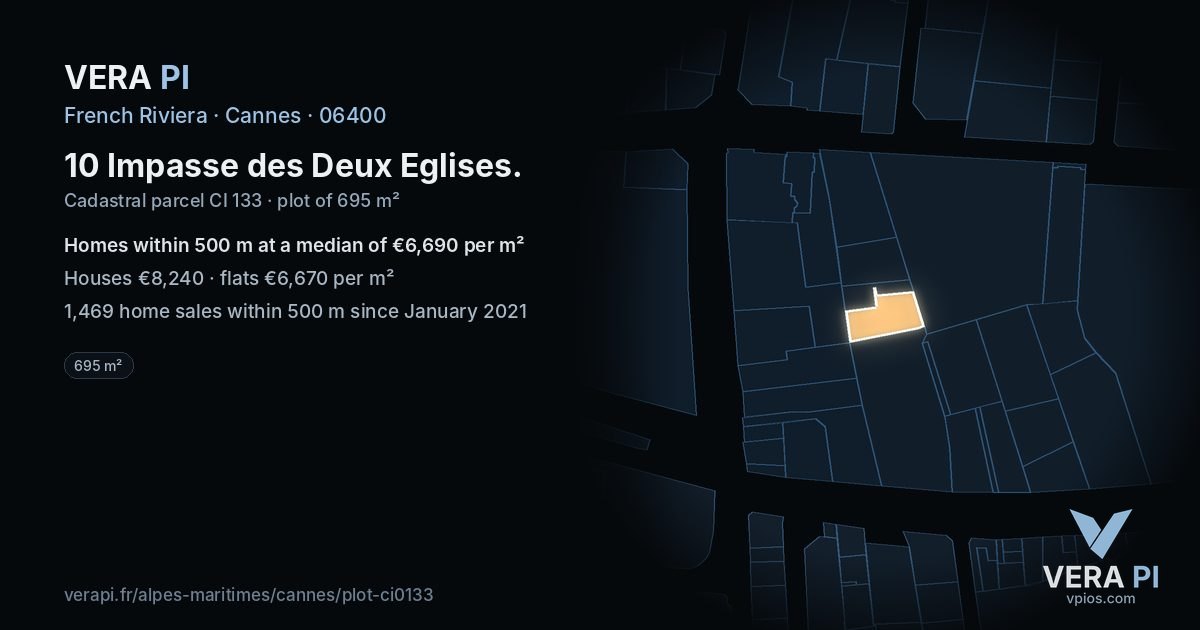 10 Impasse des Deux Eglises, Cannes at night – the plot lit, the parcels around coloured by the prices near them