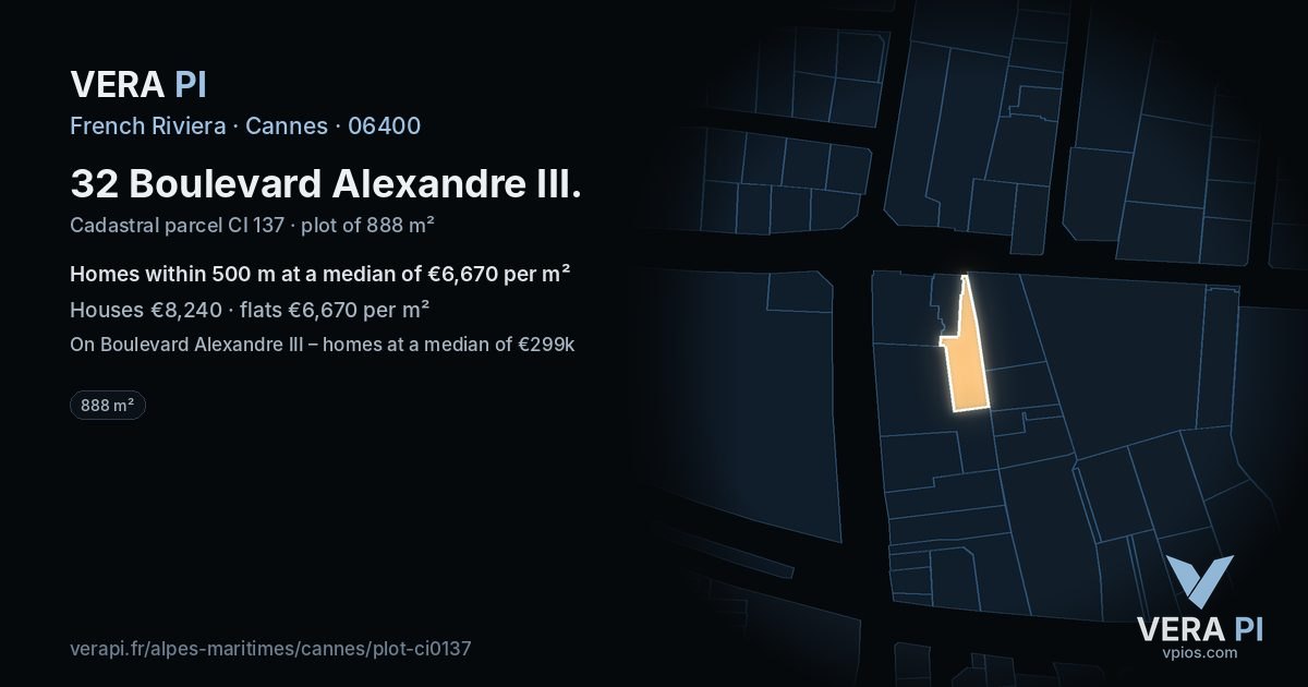 32 Boulevard Alexandre III, Cannes at night – the plot lit, the parcels around coloured by the prices near them