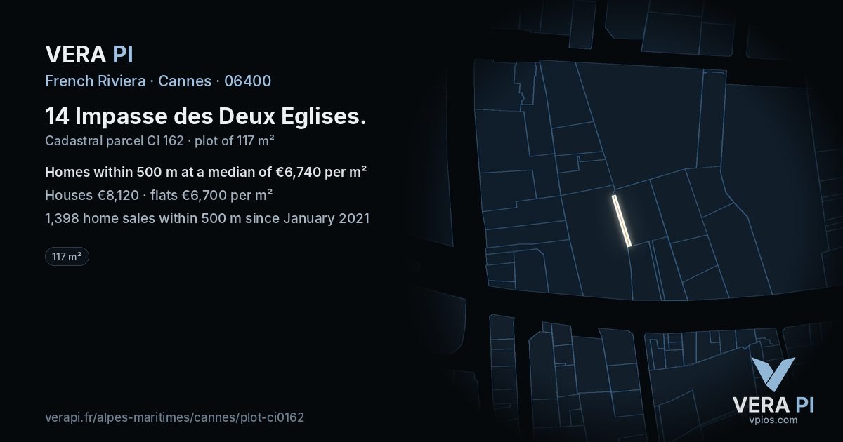 14 Impasse des Deux Eglises, Cannes at night – the plot lit, the parcels around coloured by the prices near them