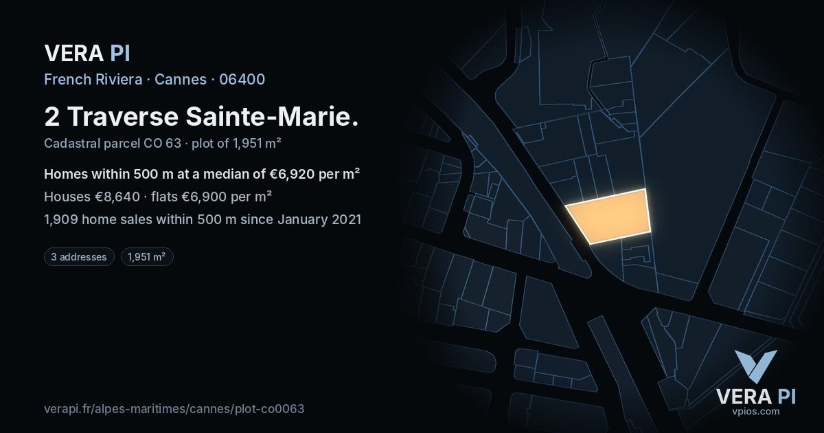 2 Traverse Sainte-Marie, Cannes at night – the plot lit, the parcels around coloured by the prices near them