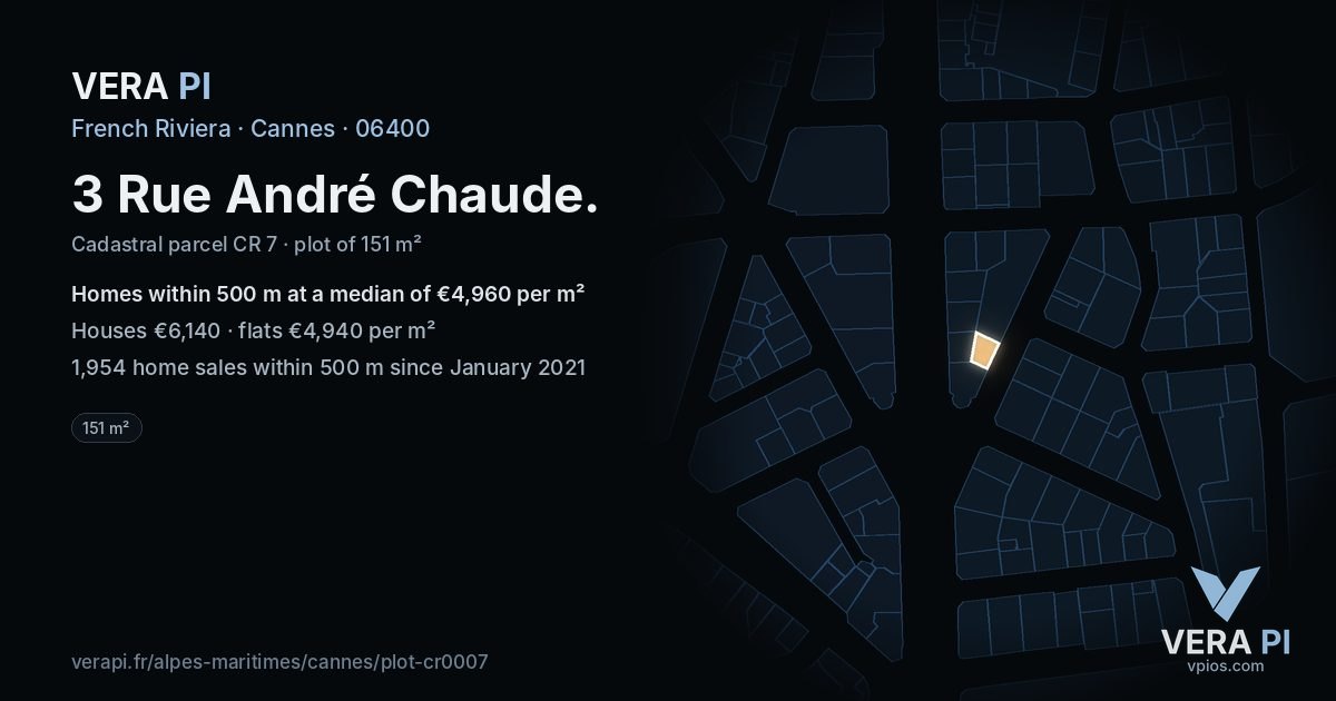 3 Rue André Chaude, Cannes at night – the plot lit, the parcels around coloured by the prices near them