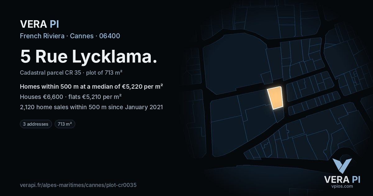 5 Rue Lycklama, Cannes at night – the plot lit, the parcels around coloured by the prices near them