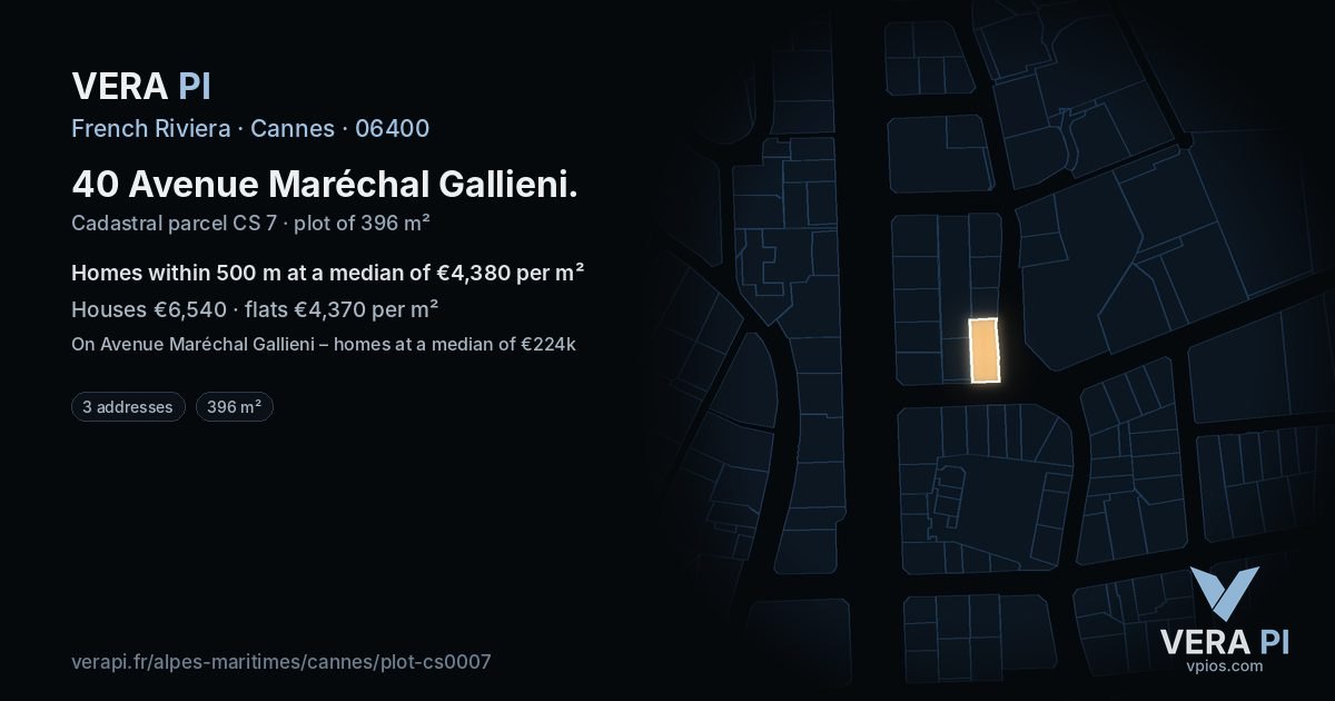 40 Avenue Maréchal Gallieni, Cannes at night – the plot lit, the parcels around coloured by the prices near them