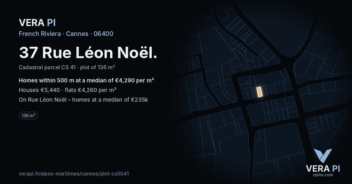 37 Rue Léon Noël, Cannes at night – the plot lit, the parcels around coloured by the prices near them