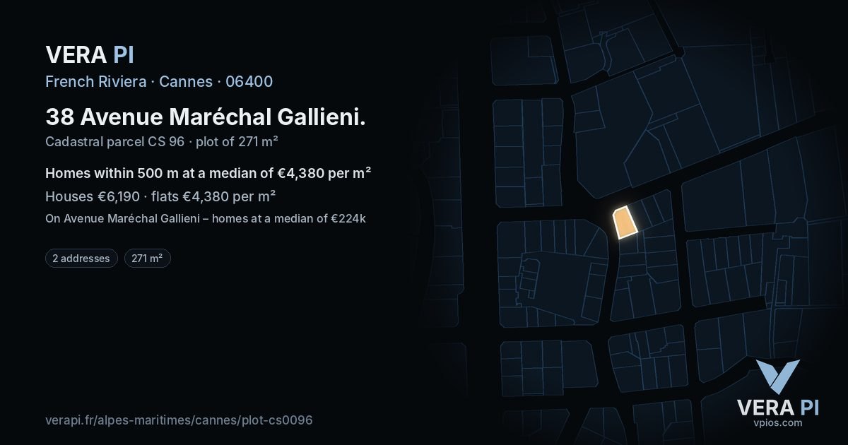 38 Avenue Maréchal Gallieni, Cannes at night – the plot lit, the parcels around coloured by the prices near them