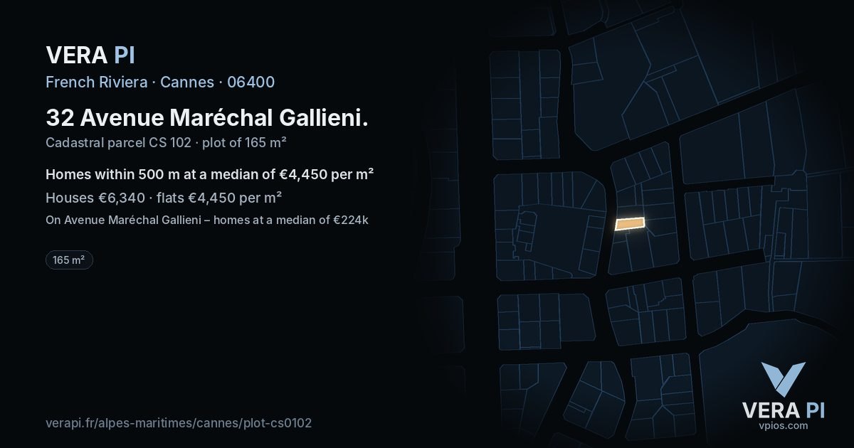 32 Avenue Maréchal Gallieni, Cannes at night – the plot lit, the parcels around coloured by the prices near them