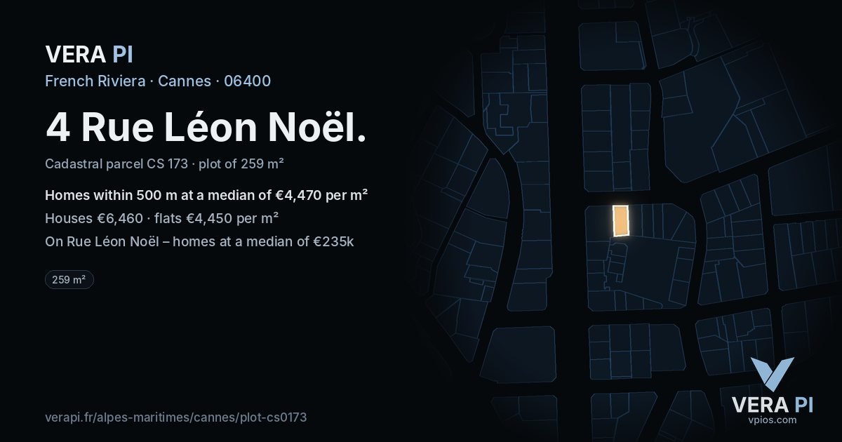 4 Rue Léon Noël, Cannes at night – the plot lit, the parcels around coloured by the prices near them