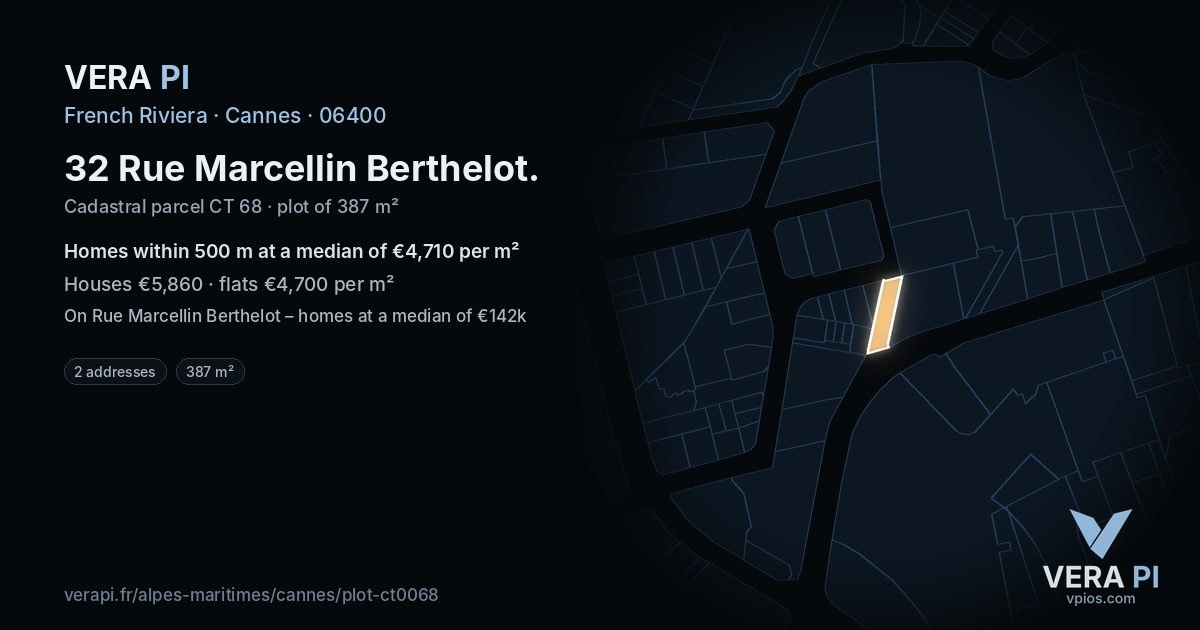 32 Rue Marcellin Berthelot, Cannes at night – the plot lit, the parcels around coloured by the prices near them