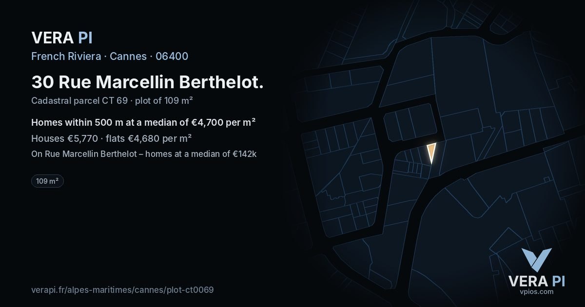 30 Rue Marcellin Berthelot, Cannes at night – the plot lit, the parcels around coloured by the prices near them