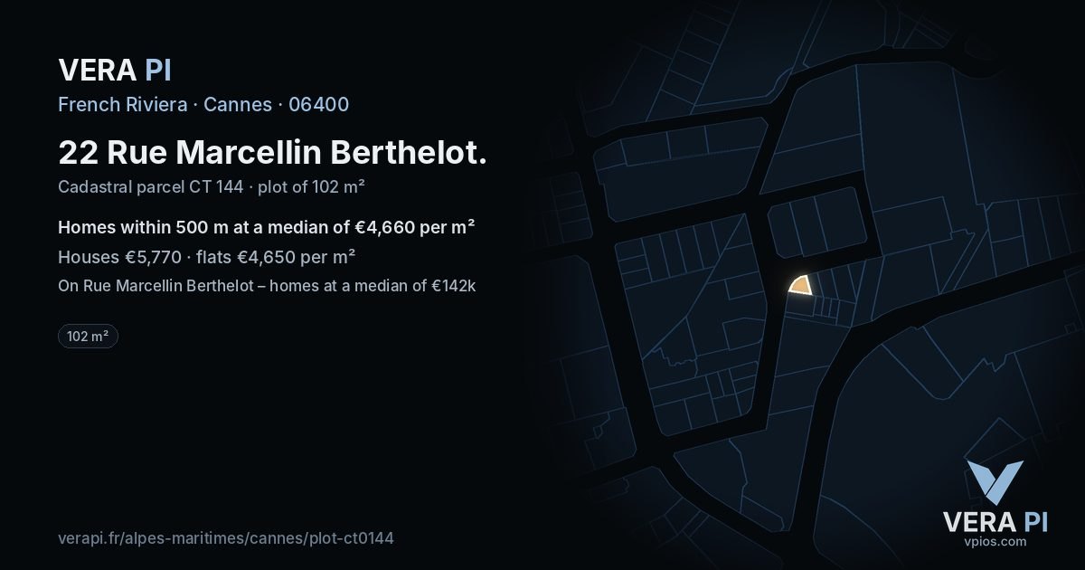 22 Rue Marcellin Berthelot, Cannes at night – the plot lit, the parcels around coloured by the prices near them