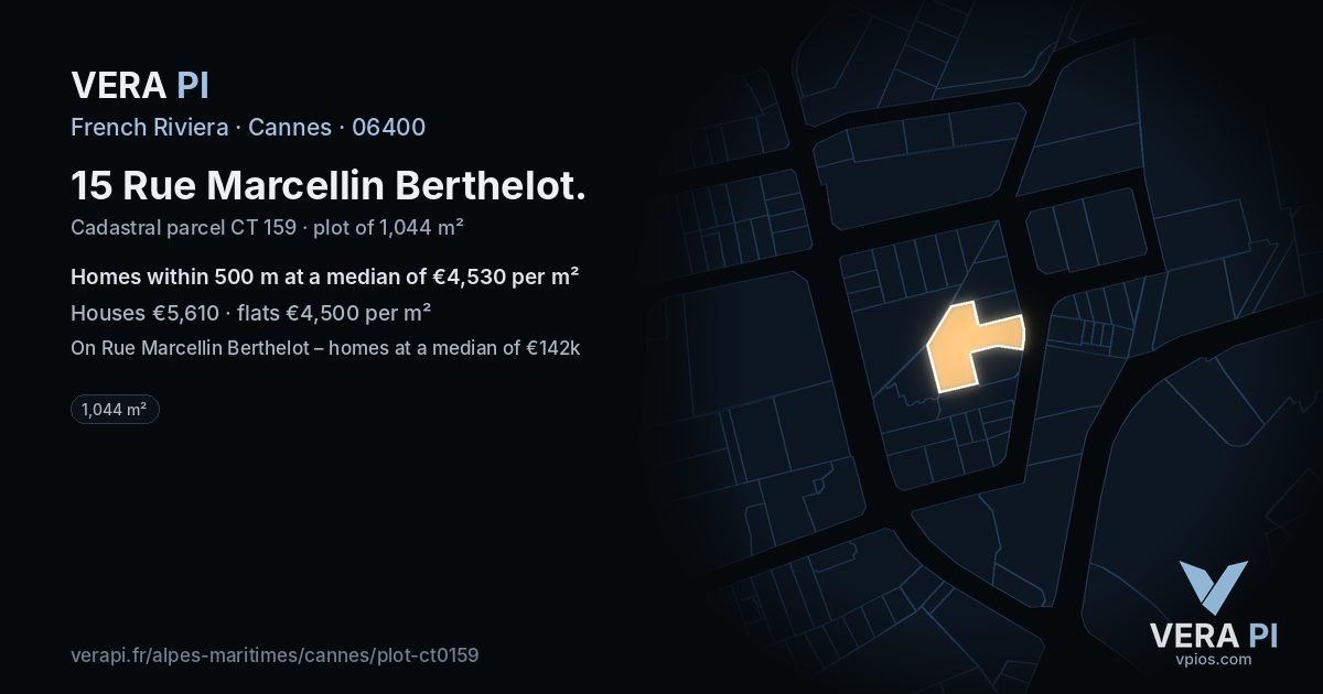 15 Rue Marcellin Berthelot, Cannes at night – the plot lit, the parcels around coloured by the prices near them