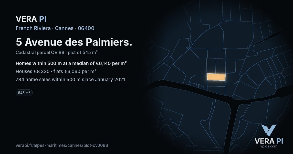 5 Avenue des Palmiers, Cannes at night – the plot lit, the parcels around coloured by the prices near them