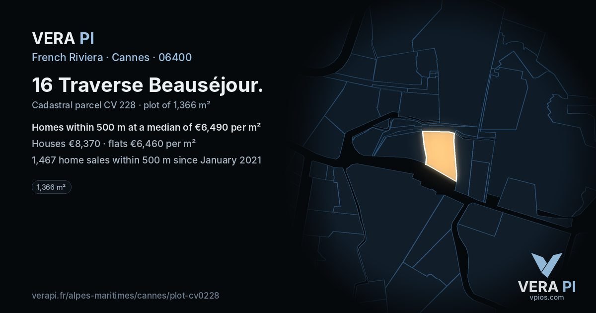 16 Traverse Beauséjour, Cannes at night – the plot lit, the parcels around coloured by the prices near them