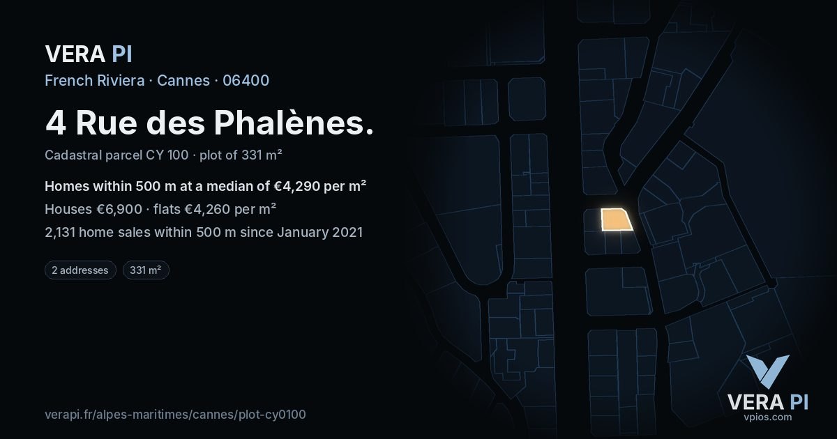 4 Rue des Phalènes, Cannes at night – the plot lit, the parcels around coloured by the prices near them