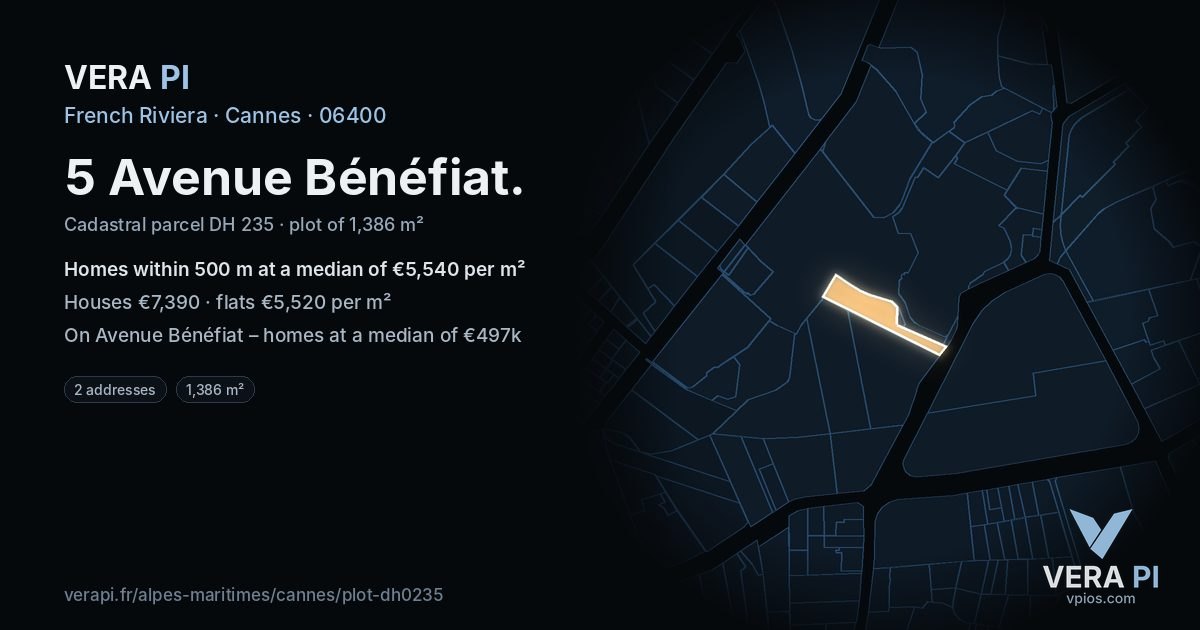 5 Avenue Bénéfiat, Cannes at night – the plot lit, the parcels around coloured by the prices near them