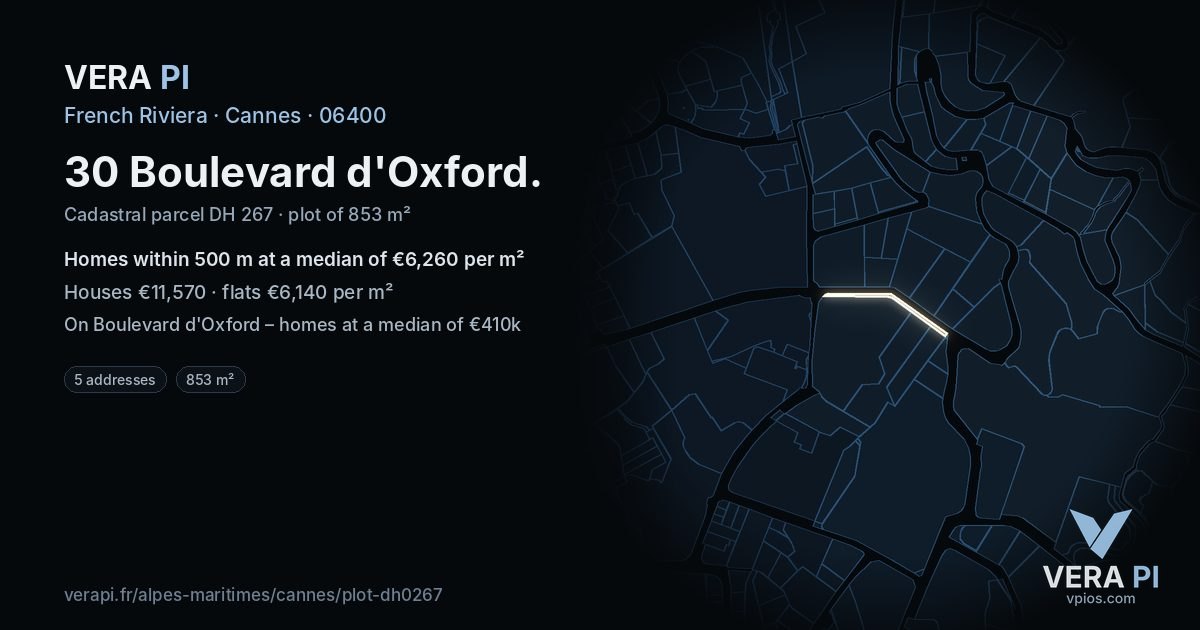 30 Boulevard d'Oxford, Cannes at night – the plot lit, the parcels around coloured by the prices near them